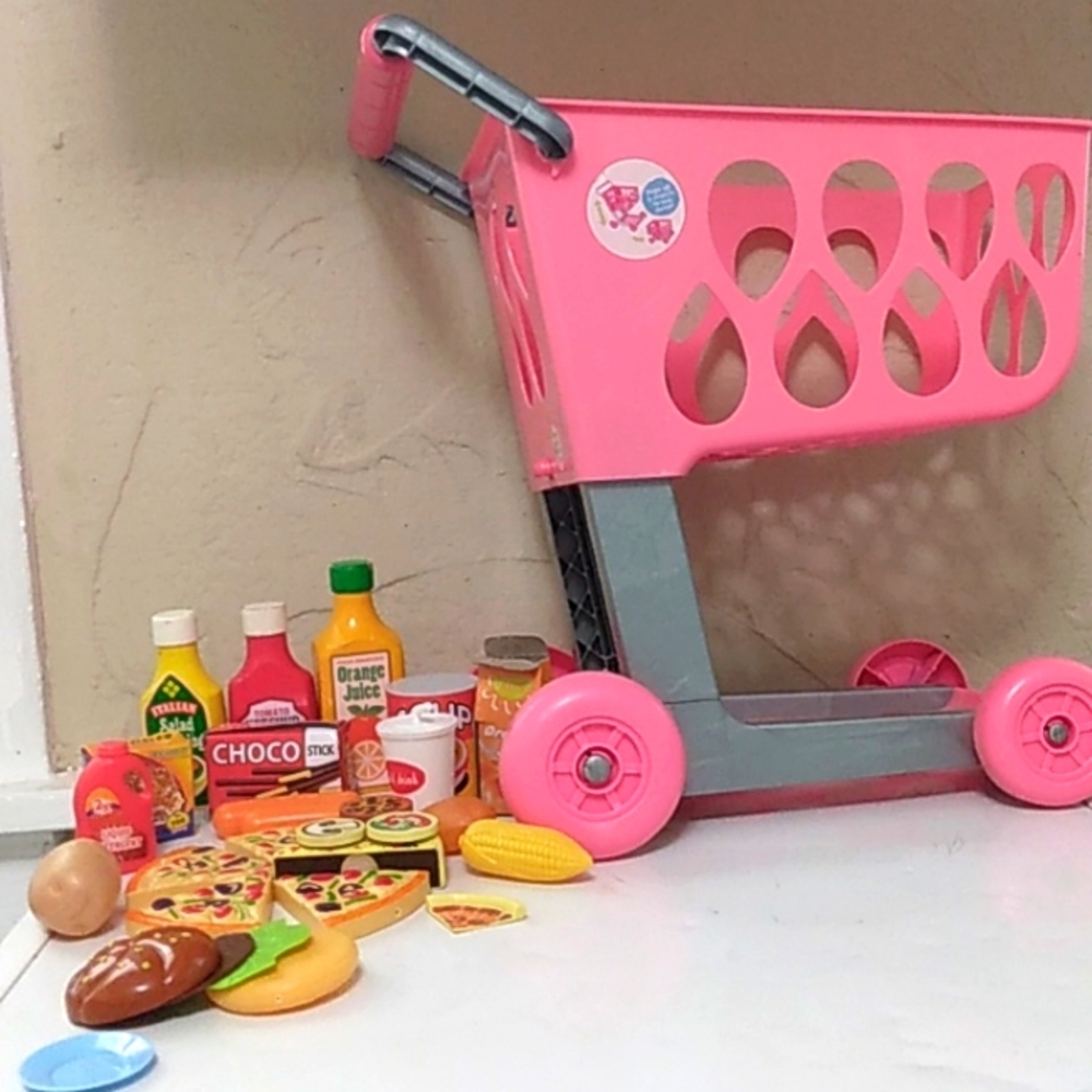 Pretend Play Grocery Store Set (28) Piece